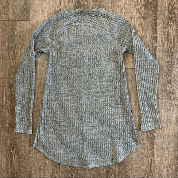 Bobi Ribbed V Neck Long Sleeve Size Small - Picture 3 of 8
